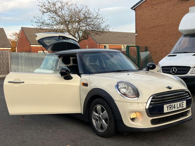 2014 MINI Hatch 1.5 Cooper D 3dr HATCHBACK Diesel Manual