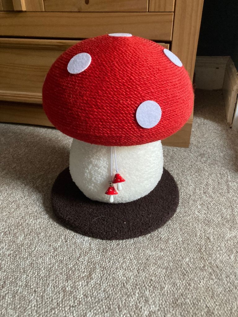 Mushroom cat scratching post