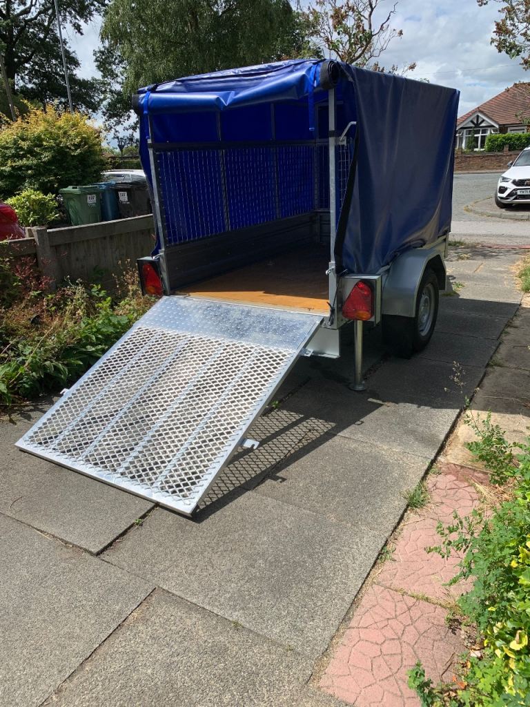 Brand new Trailer 7x4x4