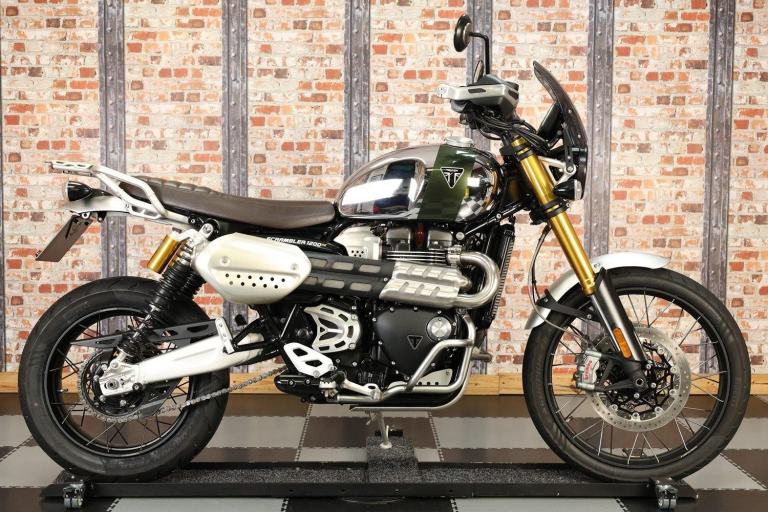 2023 TRIUMPH SCRAMBLER 1200 XE CHROME LTD EDITION - 11,019 MILES. 2 OWNERS - FSH