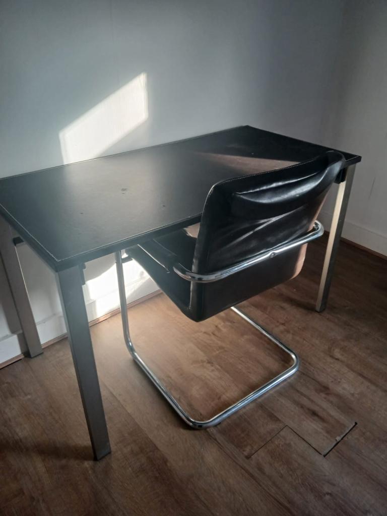 Desk & Chairs