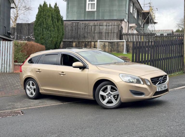 Volvo, V60, Estate, 2010, Semi-Auto, 1984 (cc), 5 doors