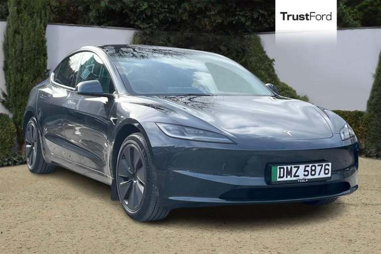 2024 Tesla Model 3 RWD 4dr Auto- Panoramic Roof Automatic Saloon Electric Automatic