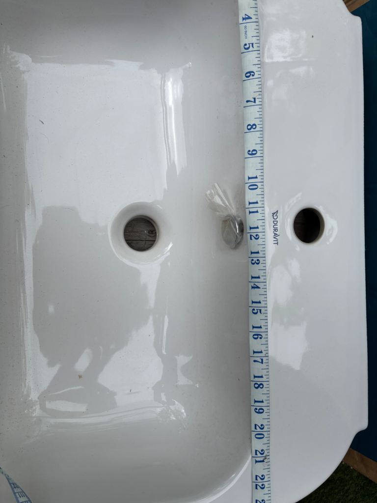 Duravit 600x 400 wall mounted sink with tap hole