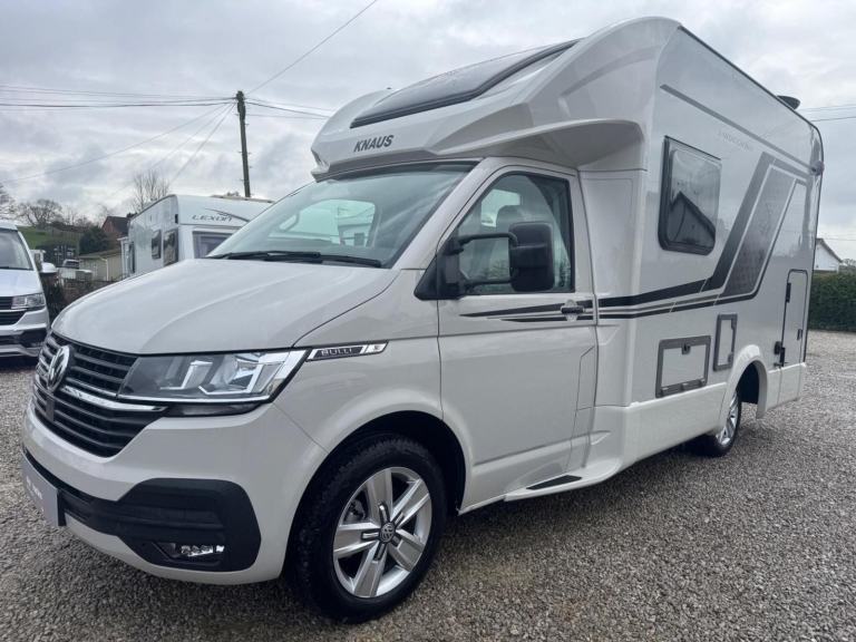 Knaus Tourer Van Mq500 - Automatic - Ascot Grey - Fixed Bed