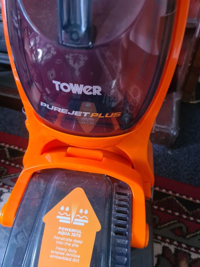 Tower carpet cleaner 