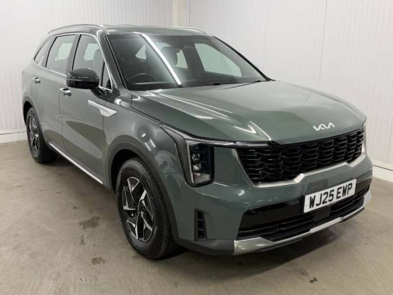 KIA SORENTO 1.6 T-GDi HEV 2 5dr Auto