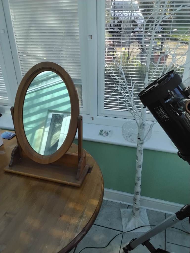 Dressing table mirror