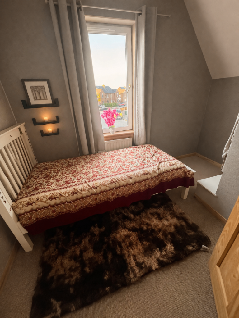 Room available 