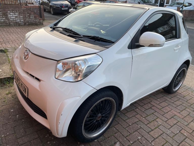 Toyota iQ 1.0 Automatic – 2012