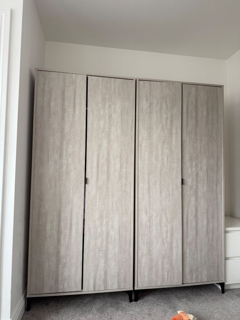 Grey Stone Wardrobes 