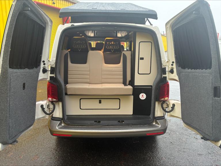2020 Volkswagen Transporter 2.0 TDI SWB, 110bhp Campervan Rising Roof Diesel Manual