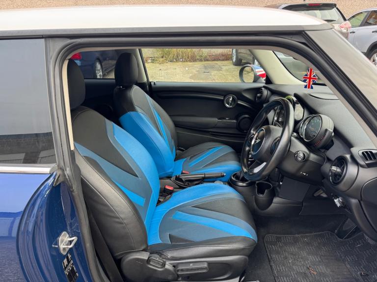 2025 MINI Cooper Cooper SD Auto Euro 6  HATCHBACK Diesel Automatic