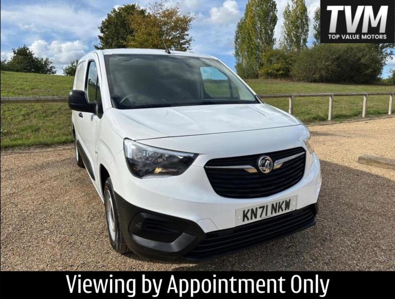 2021 Vauxhall Combo 2000 1.5 Turbo D 100ps H1 Dynamic Van PANEL VAN DIESEL Manual