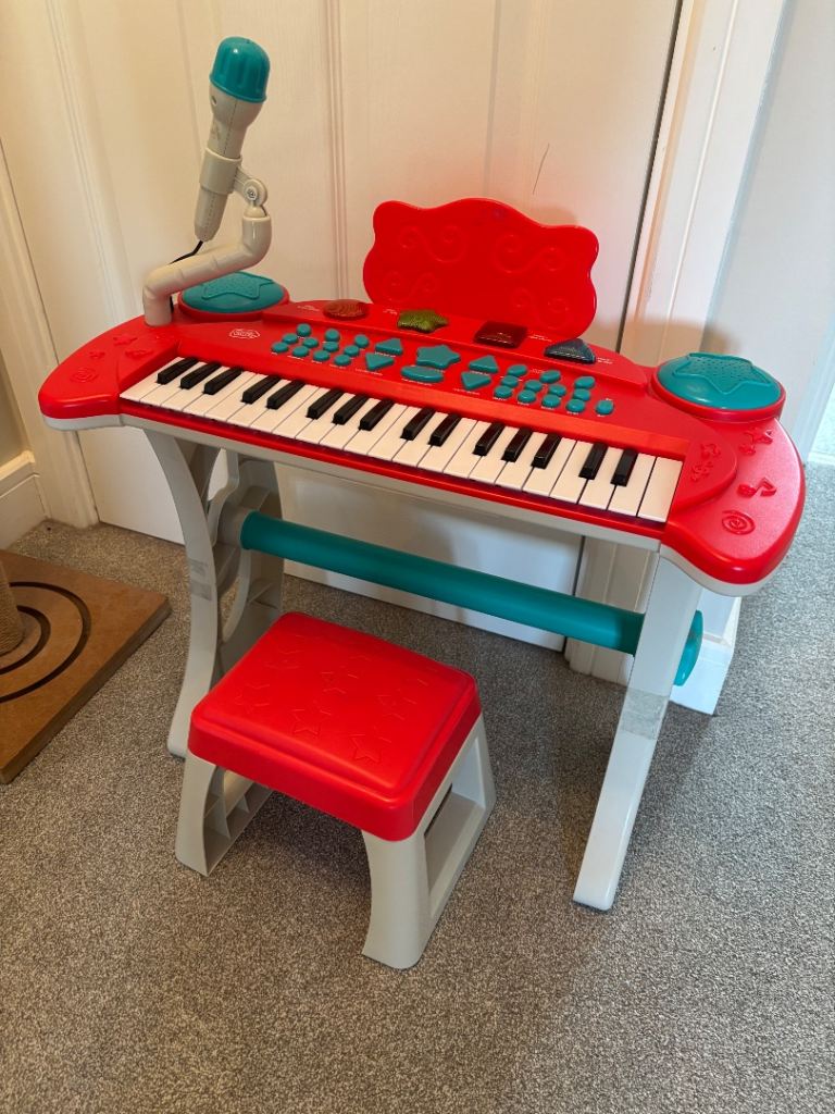 Chad Valley toy keyboard – Red and White, Good Condition