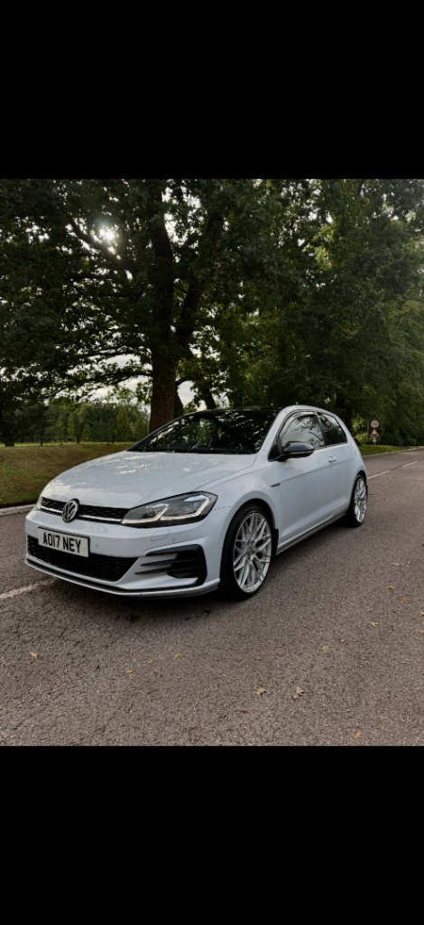 Volkswagen, GOLF, Hatchback, 2017, Manual, 1968 (cc), 3 doors