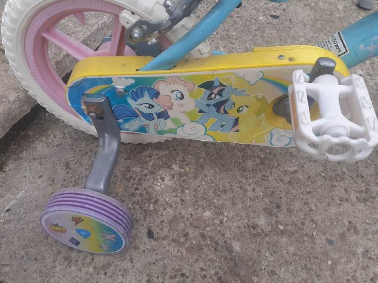 Girls bike 