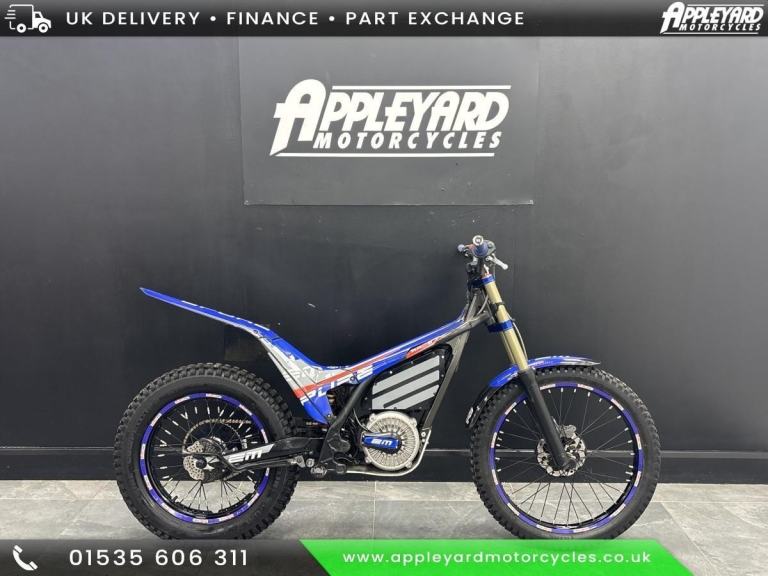 ELECTRIC MOTION EPURE RACE