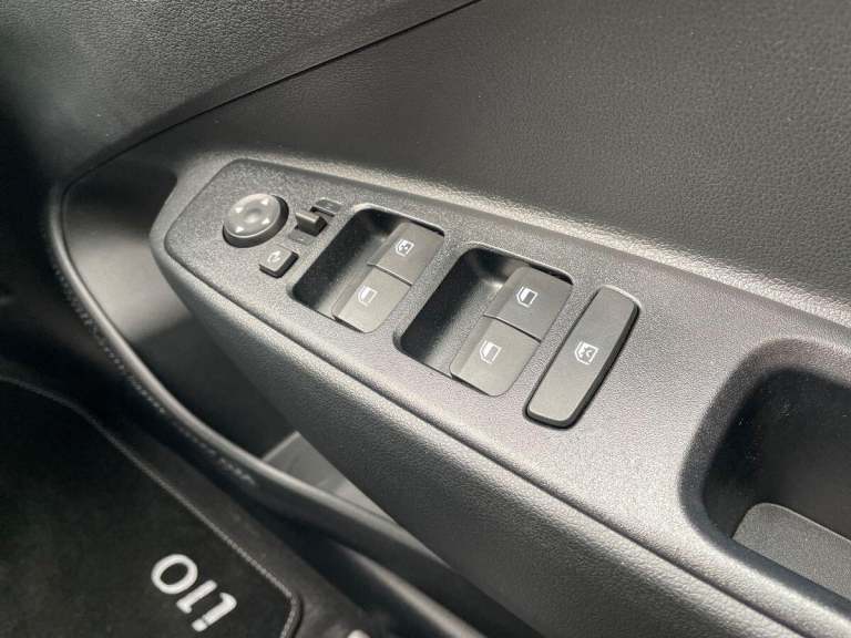 2025 Hyundai i10 1.2 Premium Hatchback 5dr Petrol Auto Euro 6 (s/s) (79 ps) HATCHBACK Petrol Auto...