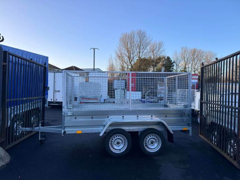 BRAND NEW 8,7FT X 4,2FT TWIN AXLE TRAILER WITH 80CM MESH 750KG