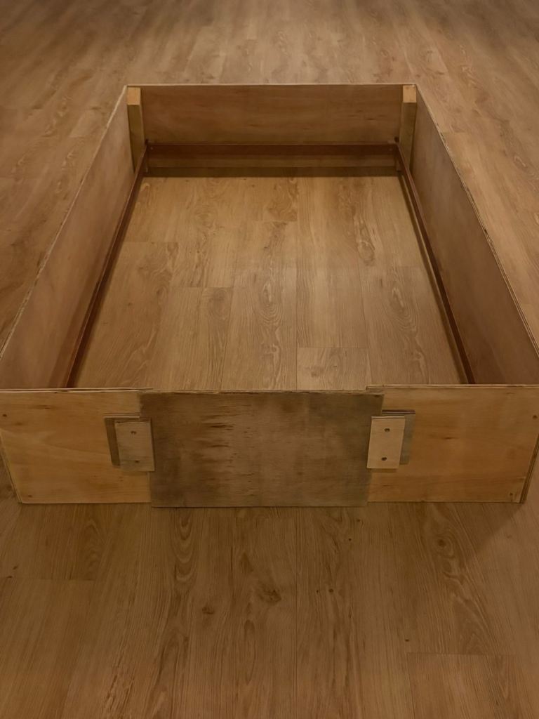 Large Whelping box 