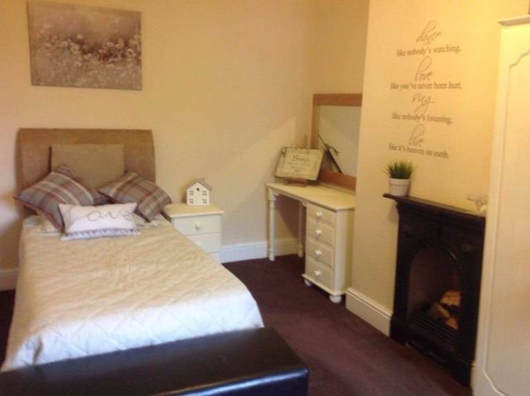 1 Beautifully Decorated Spacious Room