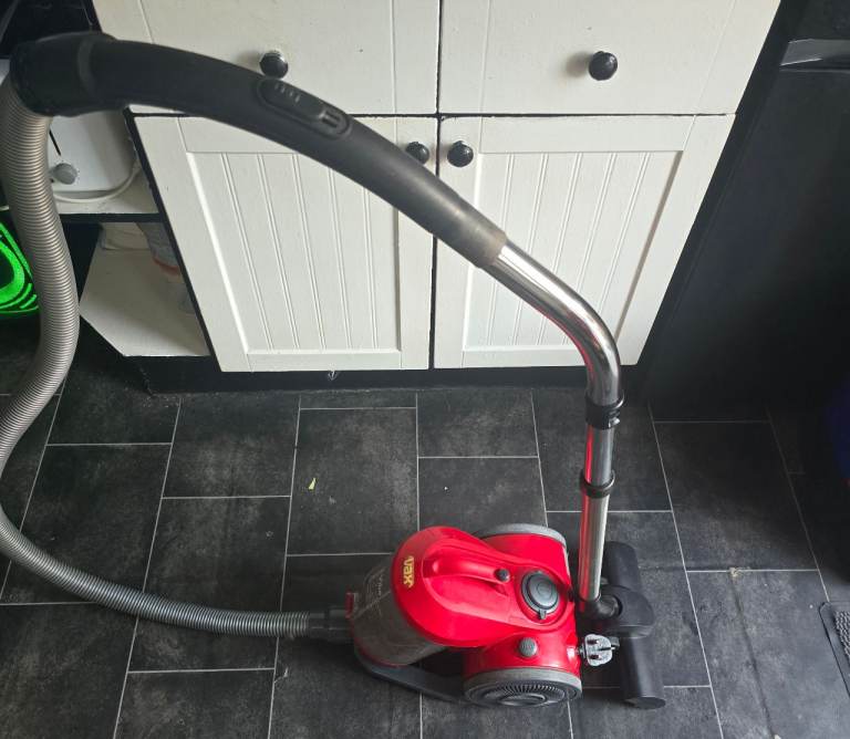 Hoover vacuum cleaner 