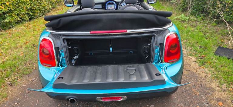 Mini, CONVERTIBLE, Convertible, 2016, Manual, 1499 (cc), 2 doors