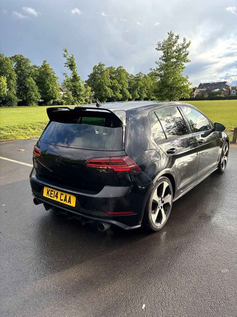 Volkswagen, GOLF, Hatchback, 2014, Manual, 1984 (cc), 5 doors
