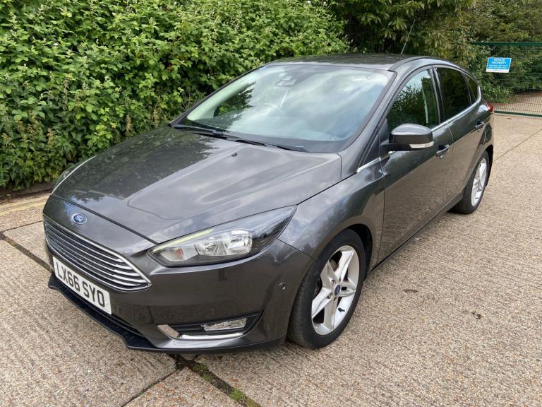 2016 Ford Focus 1.0 Titanium 5dr Auto Grey 45k Miles FSH Years MOT Warranty Automatic HATCHBACK P...
