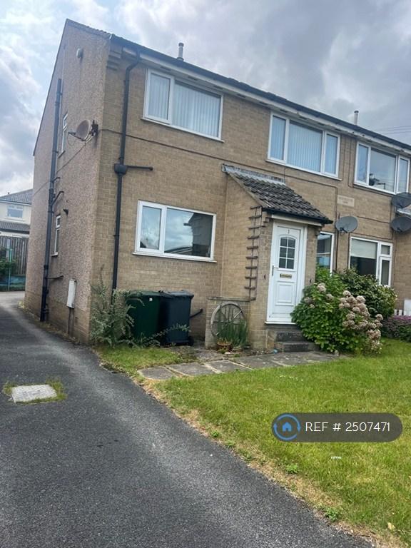 2 bedroom flat in Warren Lane, Eldwick, BD16 (2 bed) (#2507471)