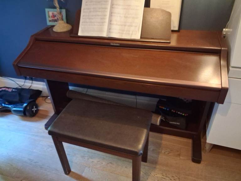 Digital Piano with Stool – Good Condition