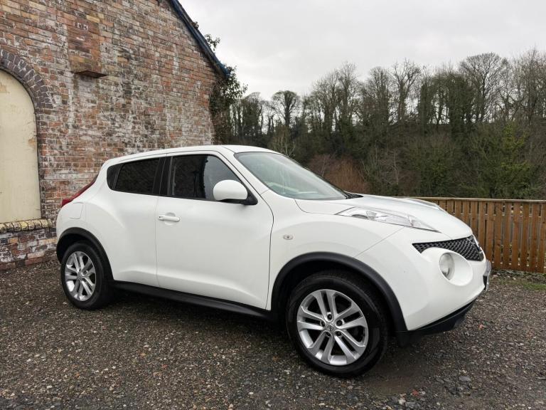 2013 Nissan Juke 1.6 Acenta Premium Euro 5 (s/s) 5dr HATCHBACK Petrol Manual