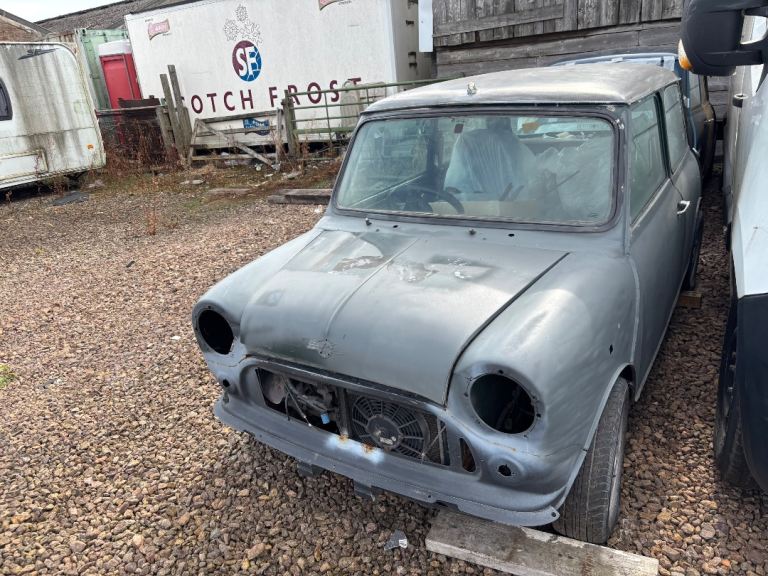 Classic mini read advert 