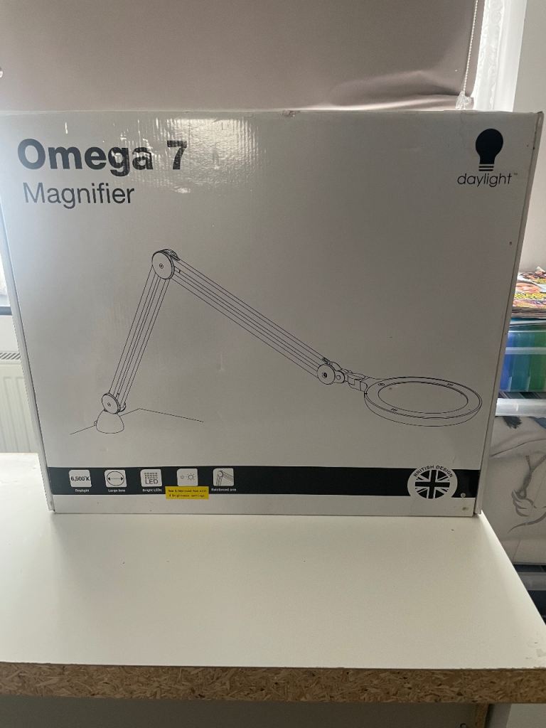 Omega 7 Magnifier & Standard Floor Stand by Daylight Company