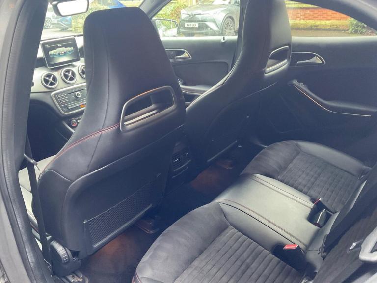 2015 Mercedes-Benz GLA 2.1 GLA220d AMG Line 7G-DCT 4MATIC Euro 6 (s/s) 5dr ESTATE Diesel Automatic