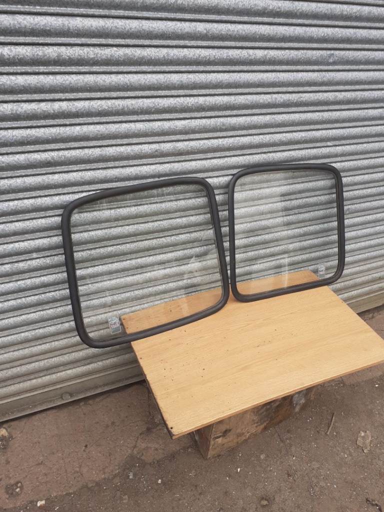 2 identical van/campervan convertion windows excellent condition 40 pounds the pair