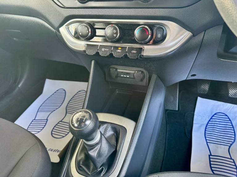 2013 Kia Rio 1.25 1 5dr HATCHBACK PETROL Manual