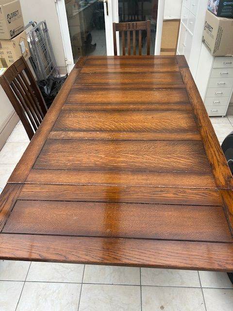 Vintage Oak Dining Table and 4 chairs, Extending pull leaf, Early 20th Century