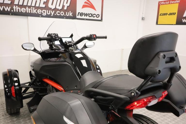 NEW 2025 75 REG CAN-AM SPYDER F3-S SEMI AUTOMATIC TRIKE - GREAT SPEC