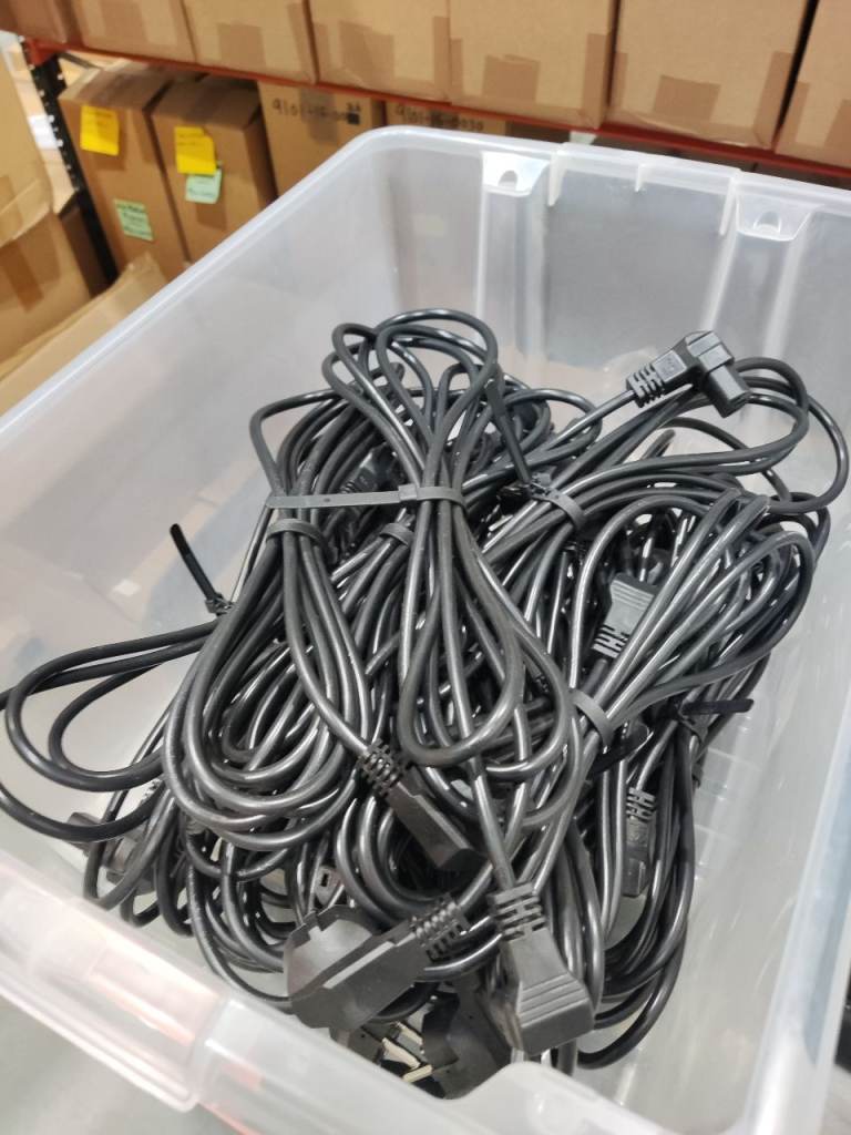 172 x NEW Cattle Leads PC Monitor Power Cords, 3m long 3A Rating