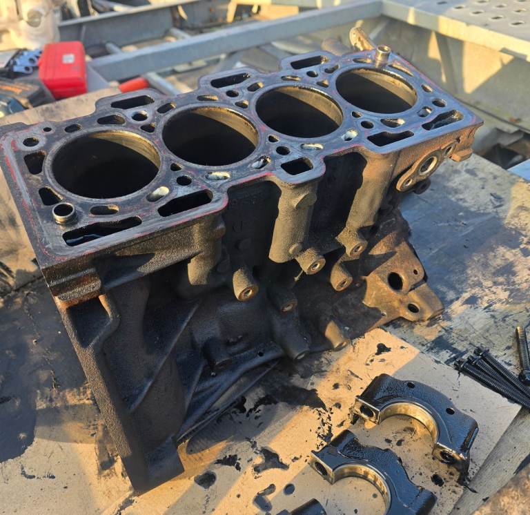 Engine Black Renault Nissan Mercedes 1.5L Diesel K9K