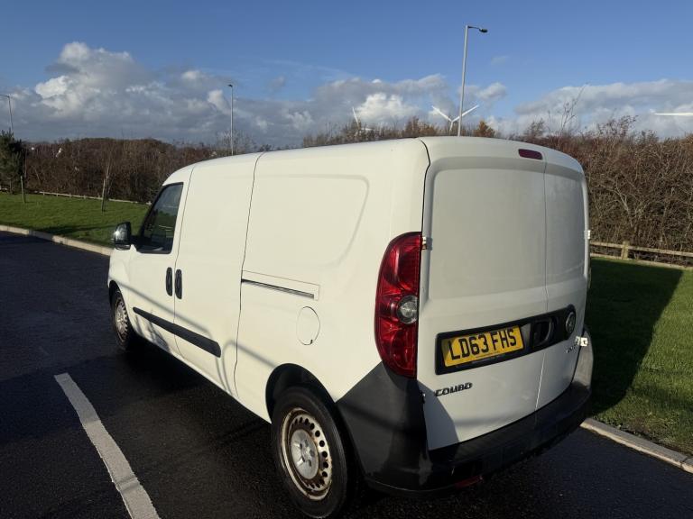 VAUXHALL COMBO 1.6 CDTi 2300 16v 2013
