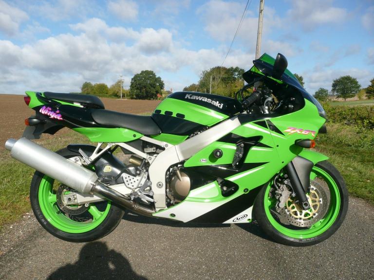 2001 Kawasaki ZX6R J1 Stunning! Part ex / Credit/debit cards welcome.