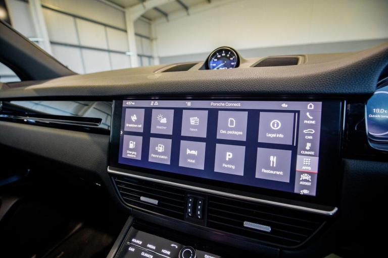 2020 Porsche Cayenne E-Hybrid 5dr Tiptronic S ESTATE PETROL/ELECTRIC Automatic