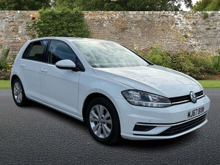 2017 Volkswagen Golf 1.6 TDI SE Nav Hatchback 5dr Diesel Manual Euro 6 (s/s) (115 ps) Hatchback D...