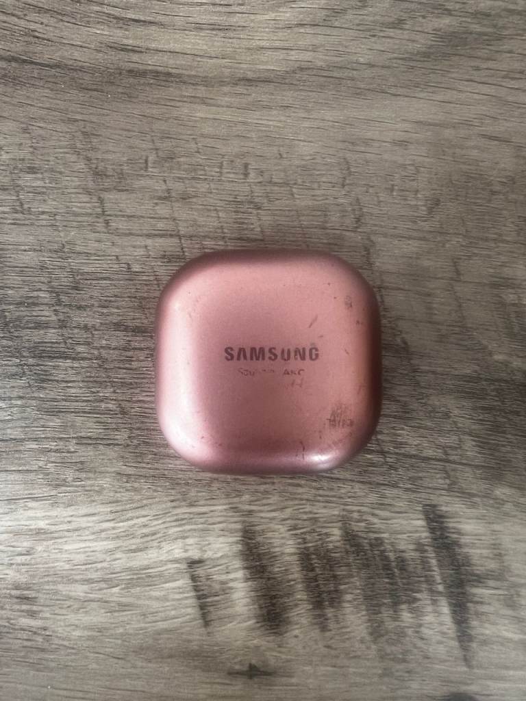 Samsung Galaxy Buds Live – Mystic Bronze, Good Condition