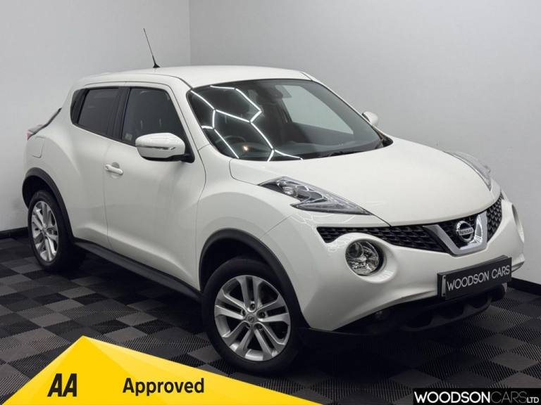 2016 Nissan Juke 1.6 N-Connecta SUV 5dr Petrol XTRON Euro 6 (117 ps) HATCHBACK Petrol Automatic