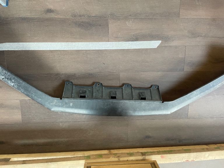 Tiguan 2015 bumper front lip 