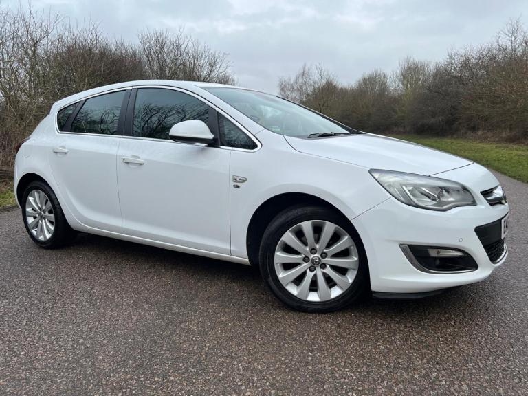 VAUXHALL ASTRA 1.6 i Elite 2015